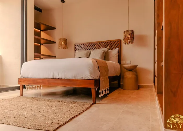 Peregrina Lux Tulum